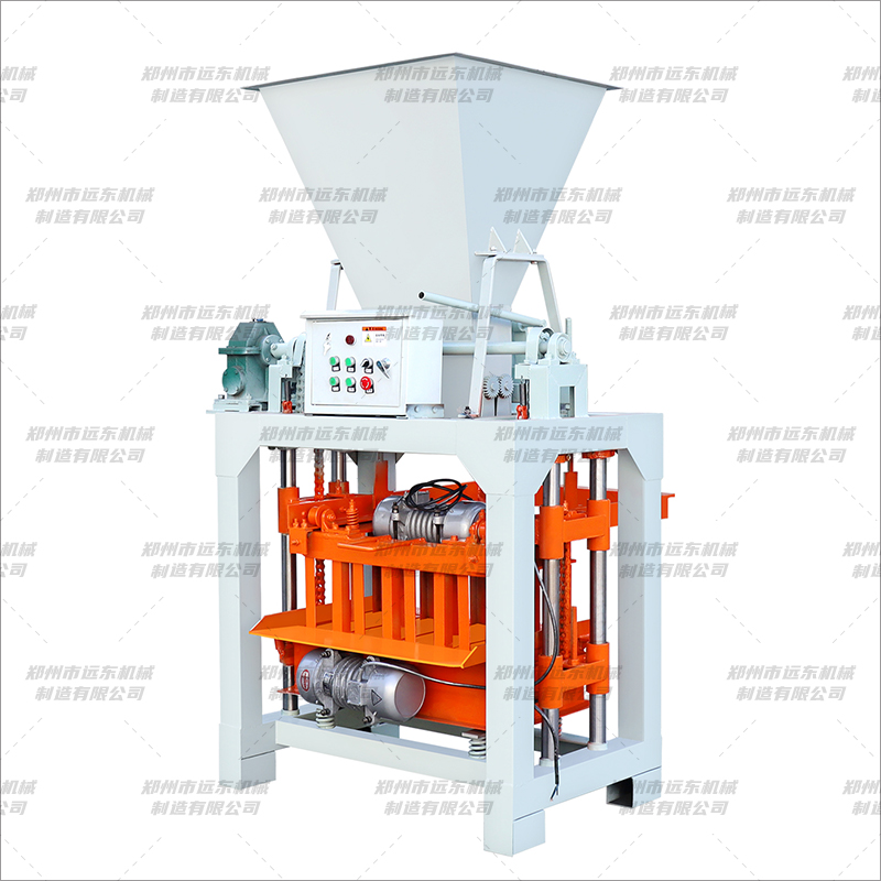 4-35B型 带料斗制砖机(图2)